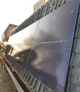 zonne-energie-installatie-op-dak
